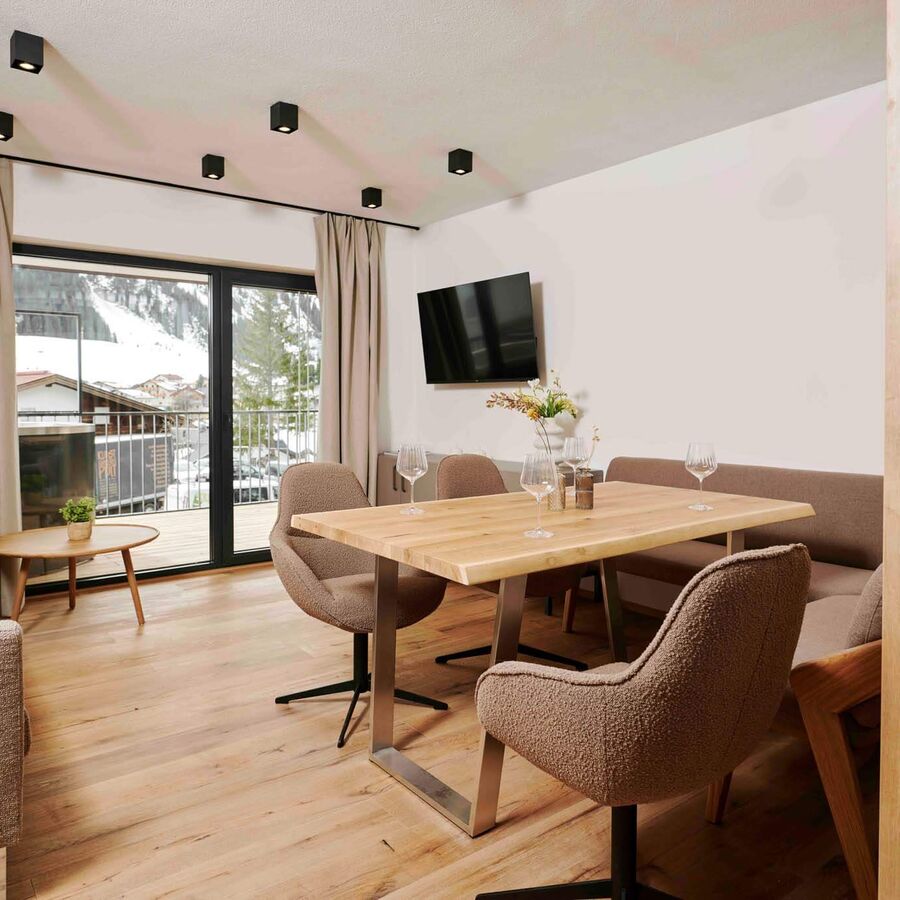 C christian horn alps resorts 2503 30