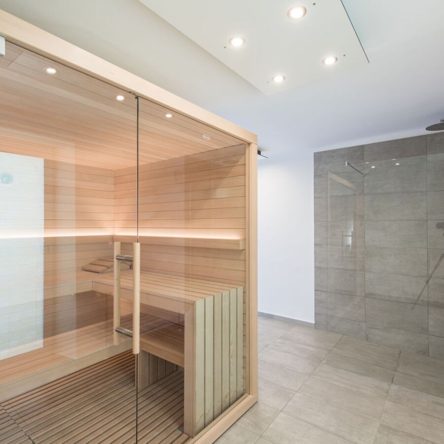Clubhaus edelweiss wellnessbereich sauna erlebnisdusche