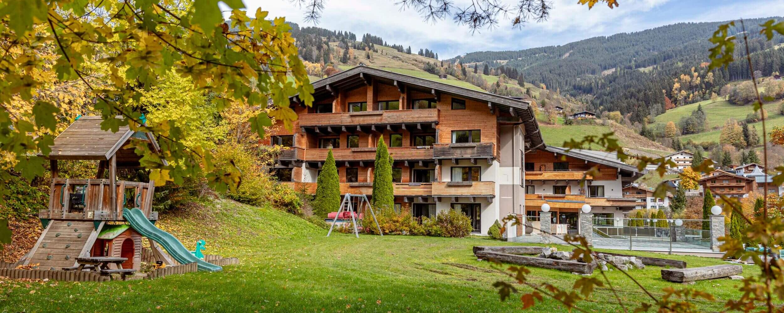 Exterior view Saalbach Suites   Apartments Saalbach