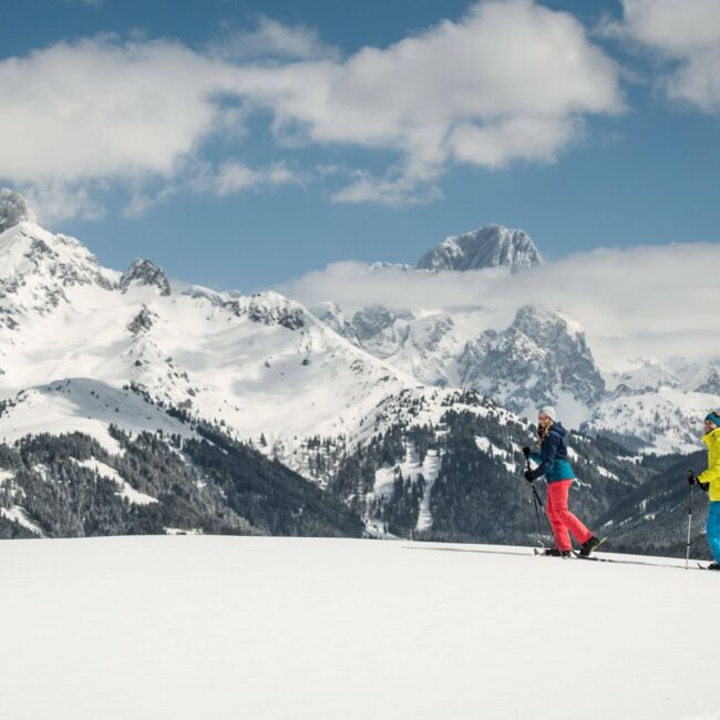 snowshoe hiking (c) Salzburger Land Tourismus