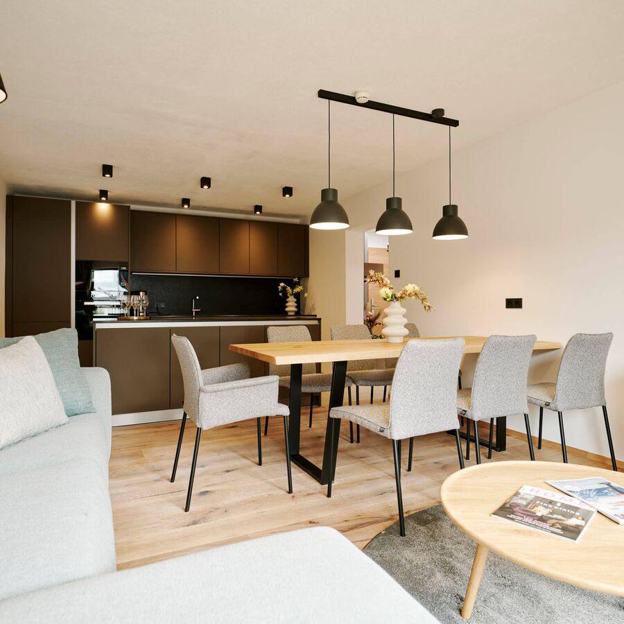 A christian horn alps resorts 2503 45