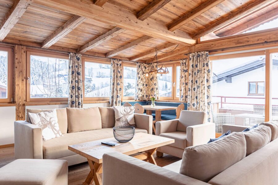 Wohnbereich Penthouse Hahnenkamm   Dorfresort Kitzbühel