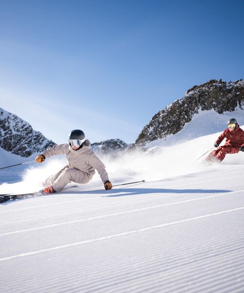 Skifahren am Stubaier Gletscher (c) Sebastian Marko
