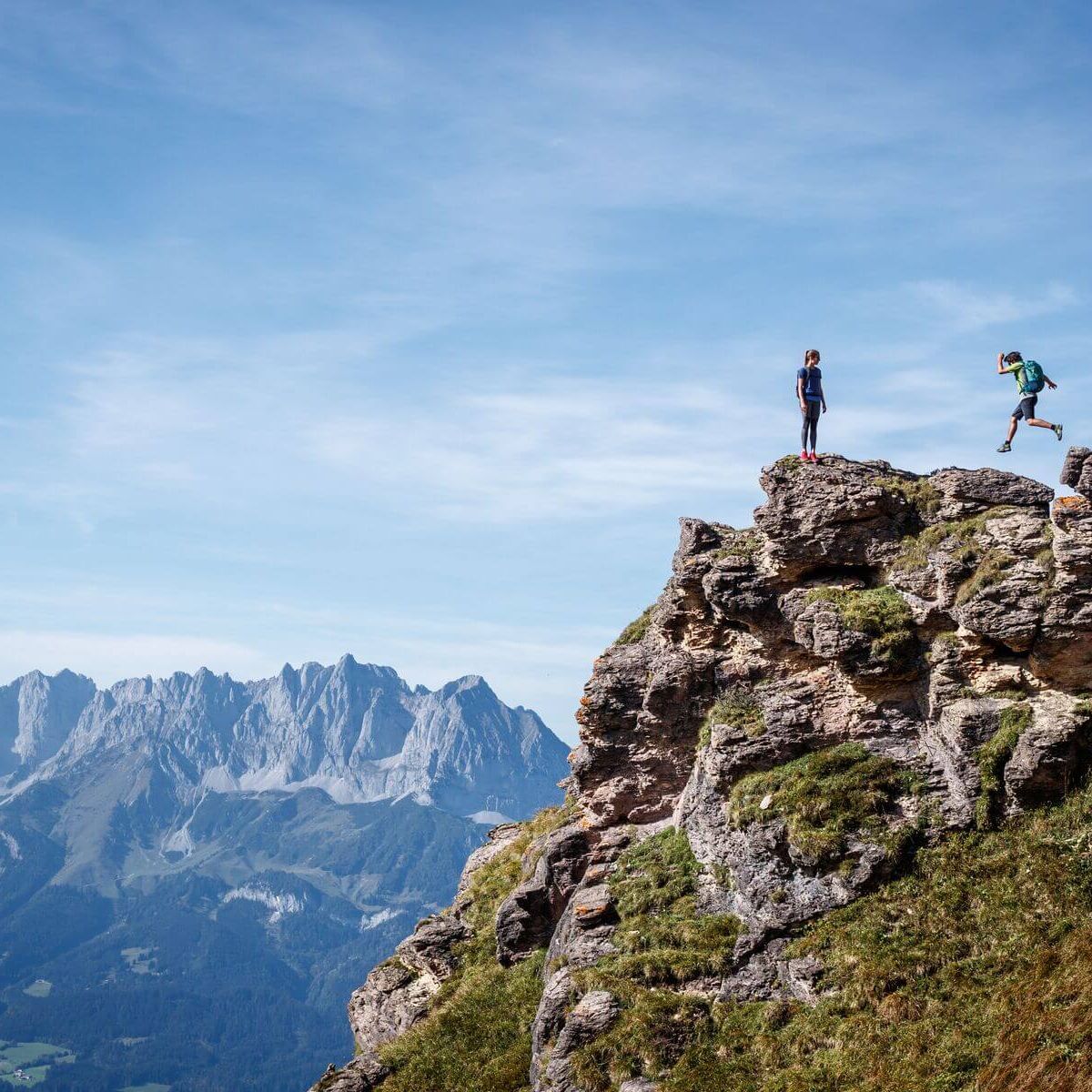 Wanderspass in den Kitzbueheler Alpen Brixental%C2%A9haidenerwin eg172cs4mzeyben
