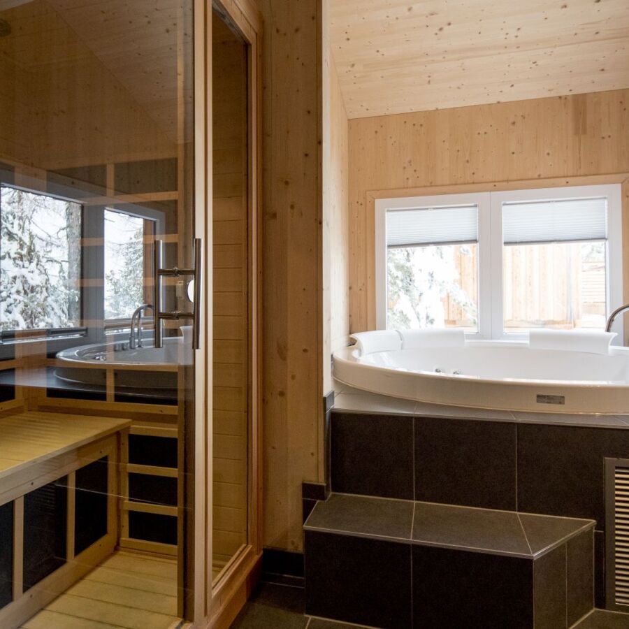 F jacuzzi sauna wellness chalet turrrach