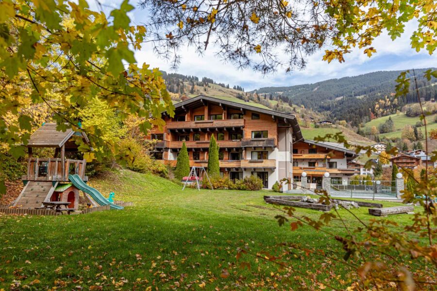 Außenansicht Saalbach Suites   Ferienwohnungen Saalbach