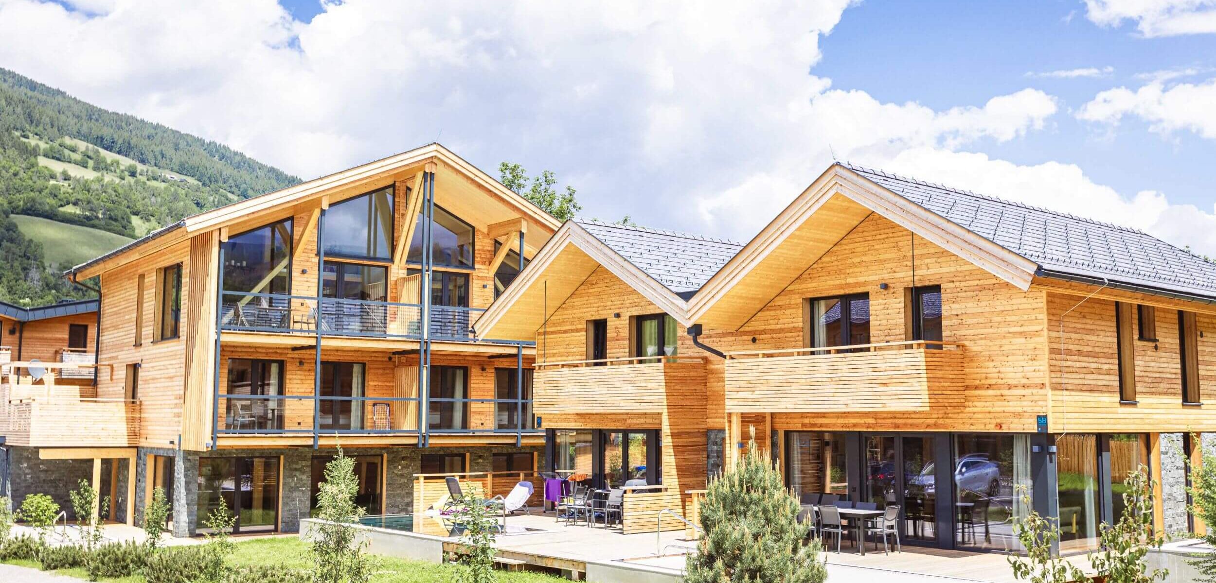Summer view Kreischberg Pool Villas & Penthouses with garden and pool