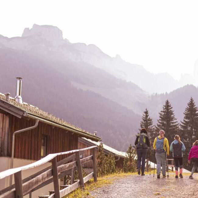 Hiking holidays   Alpendorf Dachstein West by ALPS RESORTS