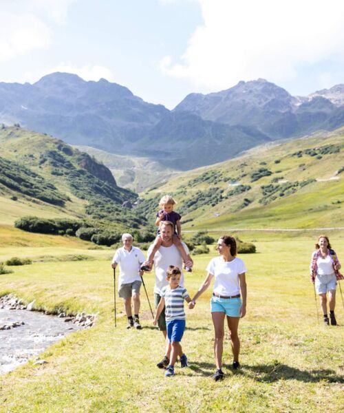 sfl familienwandern c serfaus fiss ladis marketing gmbh danielzangerl com b59f75f5