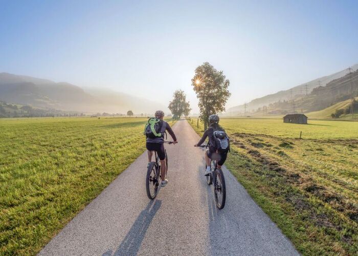 tauernradwegc c fnpht agentur lichtfarben ee5zv6hfrc9ch12