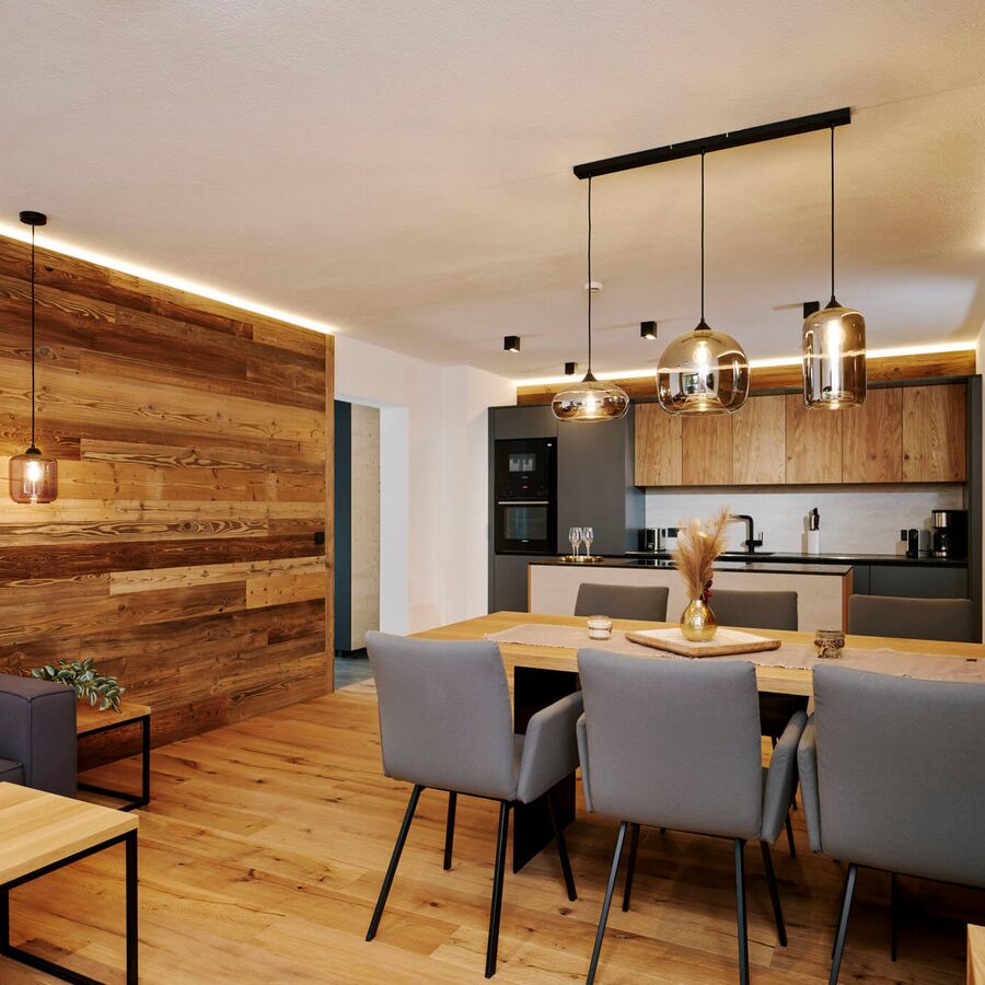 B christian horn alps resorts 2503 12