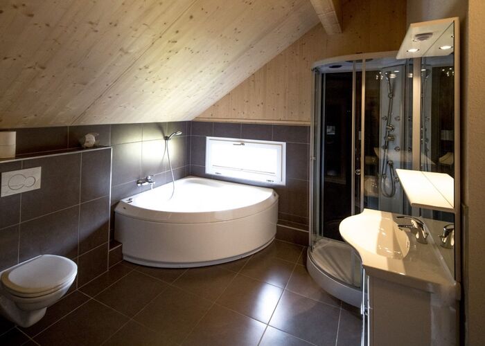 e jacuzzi wellness chalet me8dmkhtfnedg2s