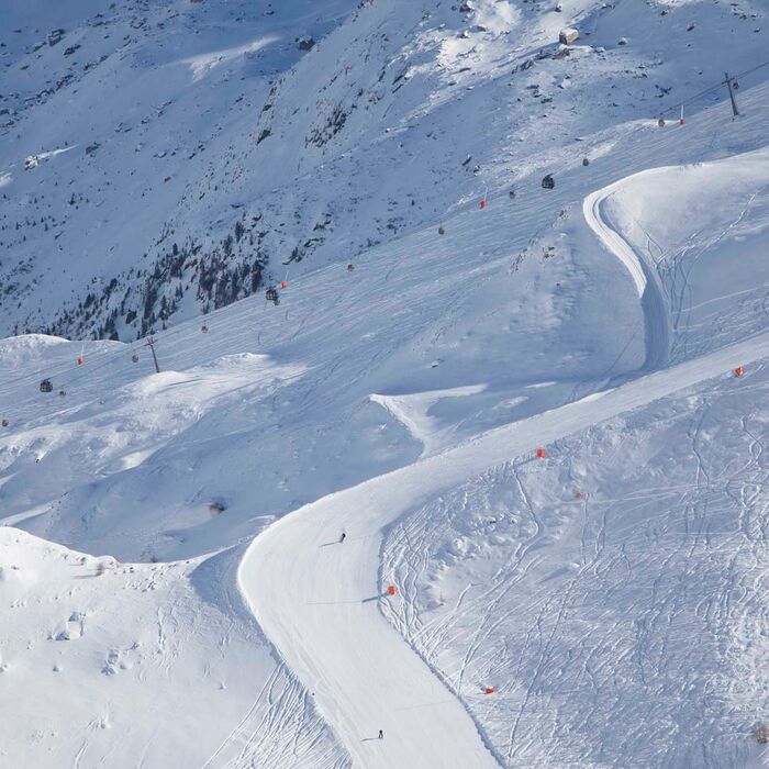 zillertal hintertuxer gletscher skifahren tirol werbung kranebitter klaus nqs3d72kkv07aj3