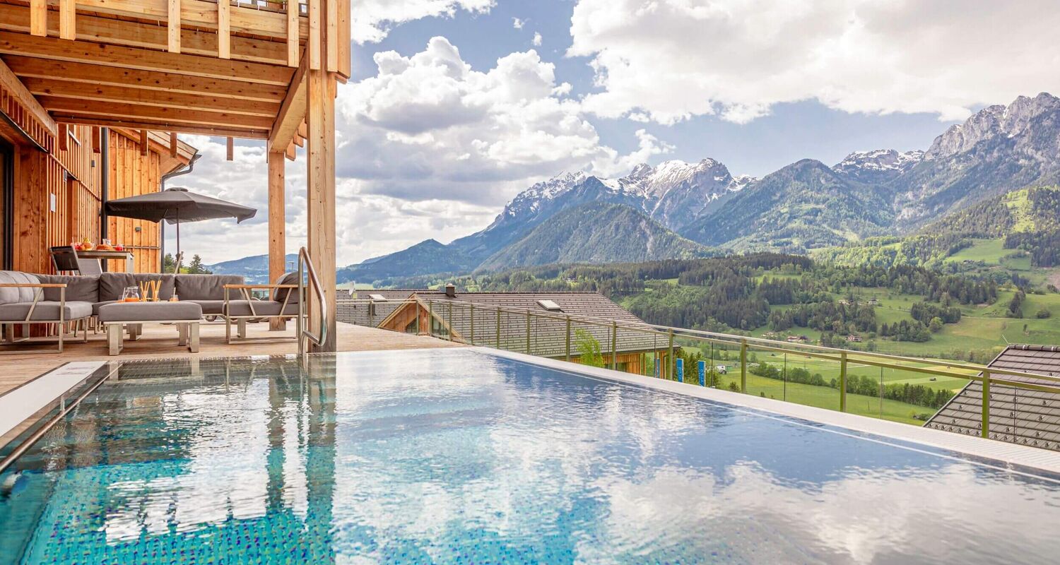 Cosy terrace with pool and fantastic views of the surrounding mountains