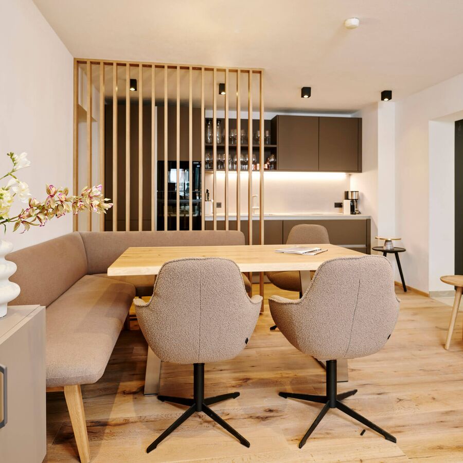 C christian horn alps resorts 2503 68