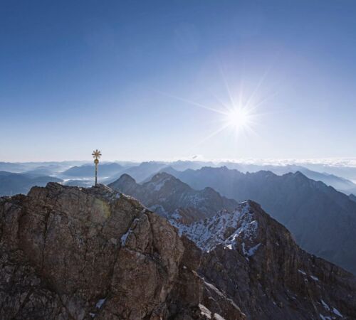 Zugspitze summit (c) Bayerische Zugspitzbahn Bergbahn AG, Matthias Fend