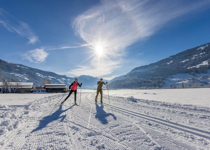 0a9a4011 bestofzillertal langlaufen 2021 c zillertal tourismus becknaphoto q1epyb2nh07daxx