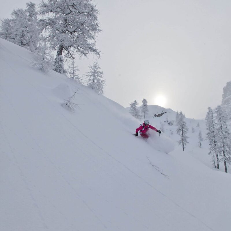 Tiefschneefahren und Freeriden am Nassfeld – Powder & Action © Anton Brey