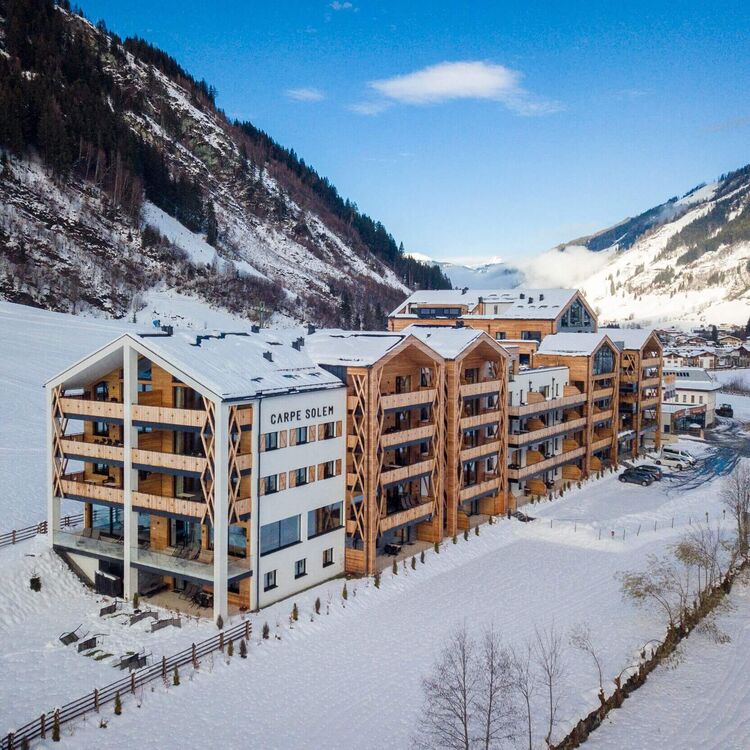 Ferienwohnung mit der Zugspitze im Hintergrund