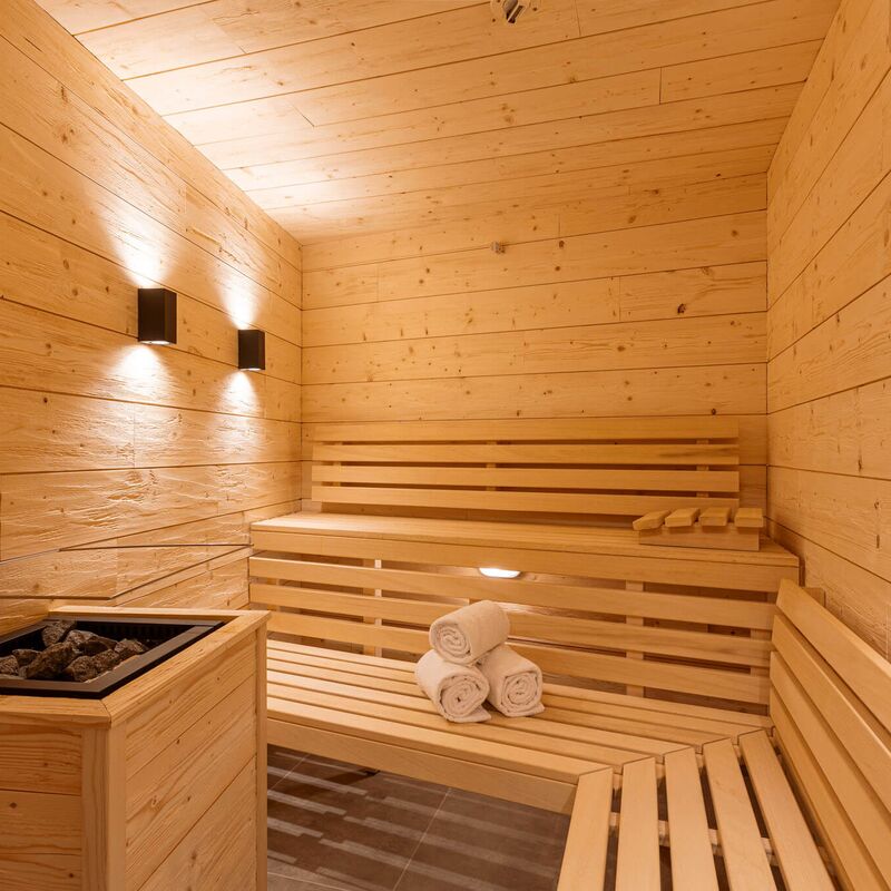 Wellness met sauna   Fiss Suites