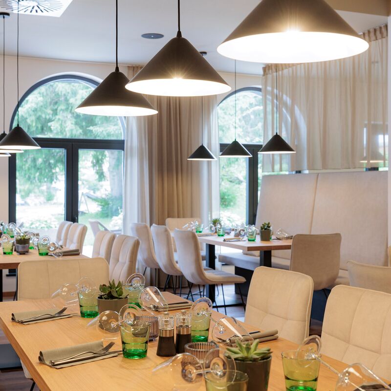 bbh restaurant fta 2507 02 1 n7bb256wmnyn1zb