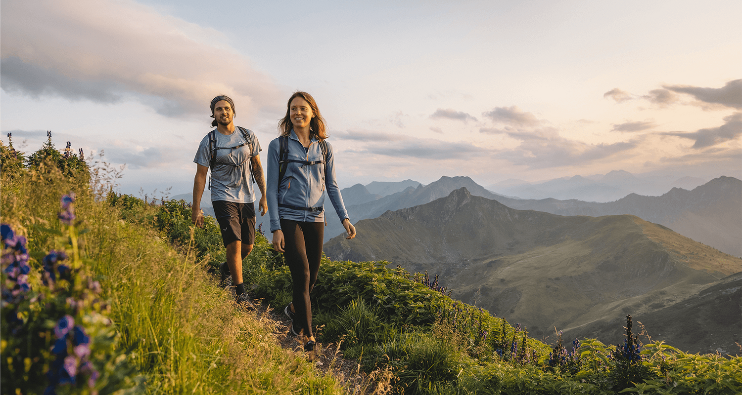 Bergerlebnisse im Pillerseetal mit Blick auf die alpine Landschaft der Kitzbüheler Alpen