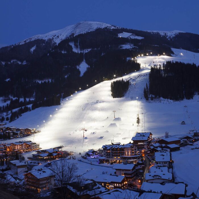 saalbach winter nightpark hinterglemm c saalbach xyap01n275n3emm