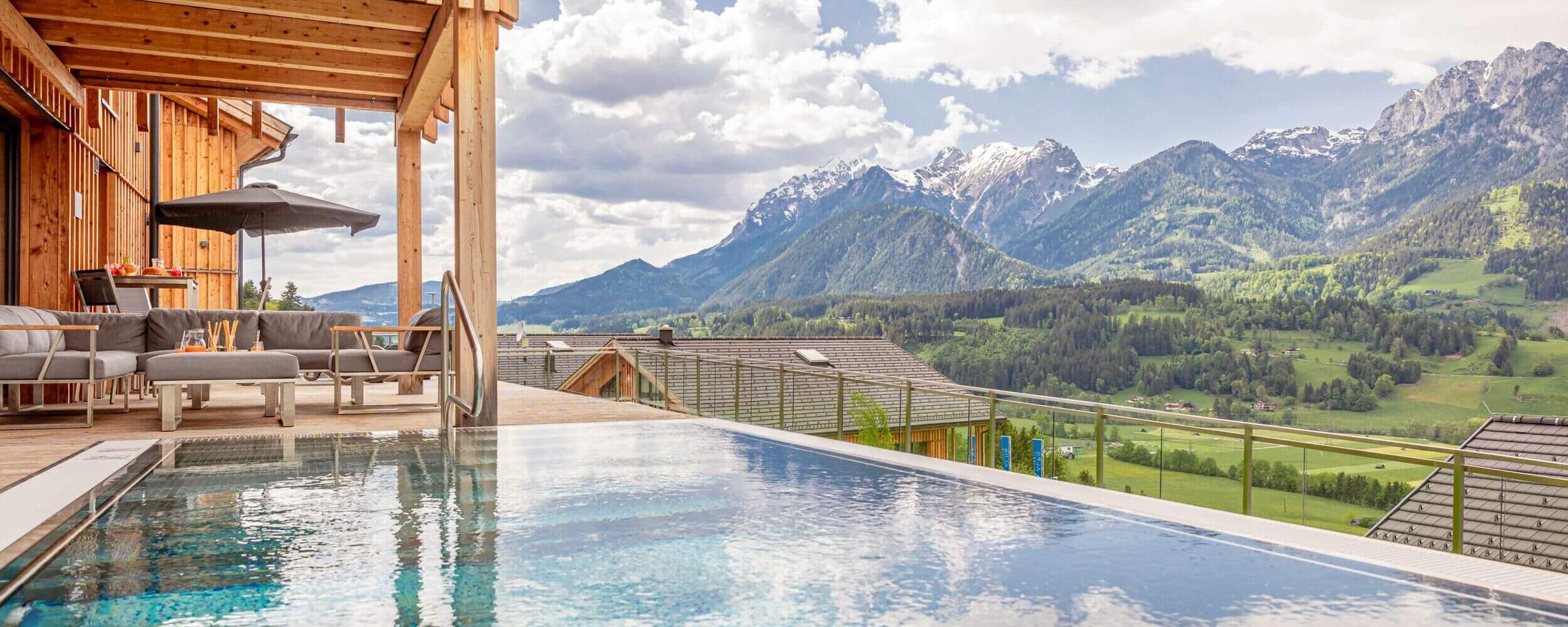 Cosy terrace with pool and fantastic views of the surrounding mountains