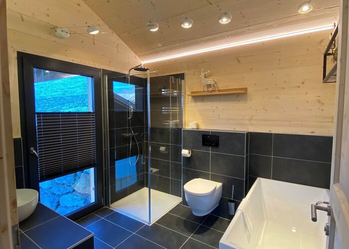 bhk sup fewo 5sz sauna pool badezimmer erxtx0z36afs9r0