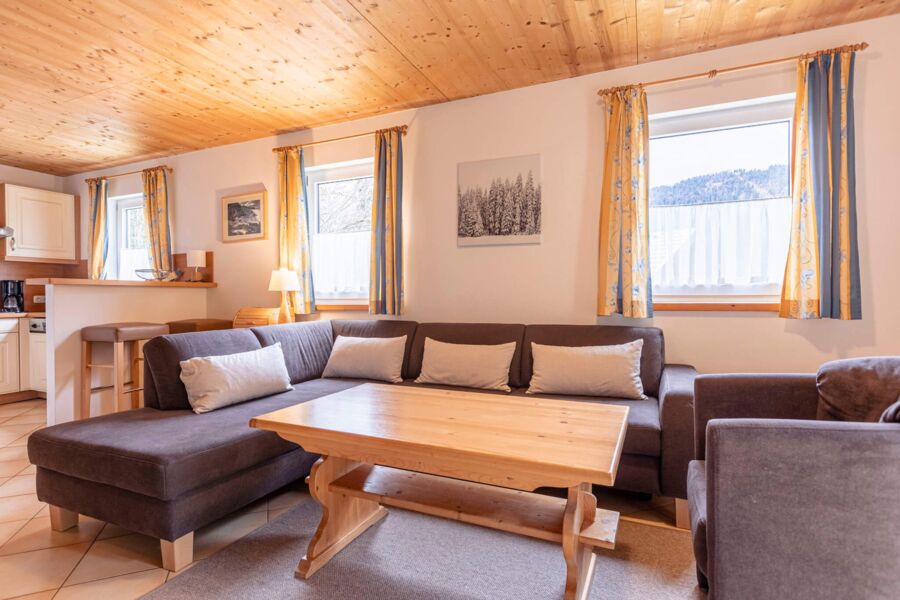 Living area Chalet Gamsblume   Alpendorf Dachstein West