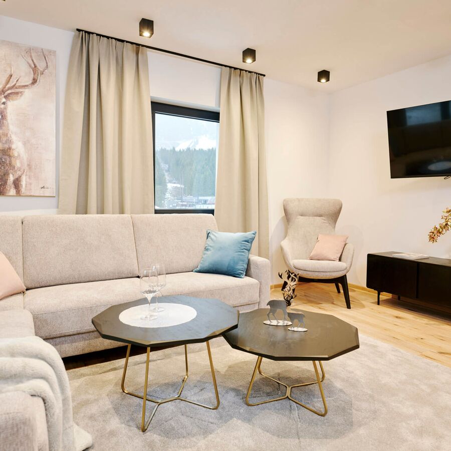 B christian horn alps resorts 2503 17