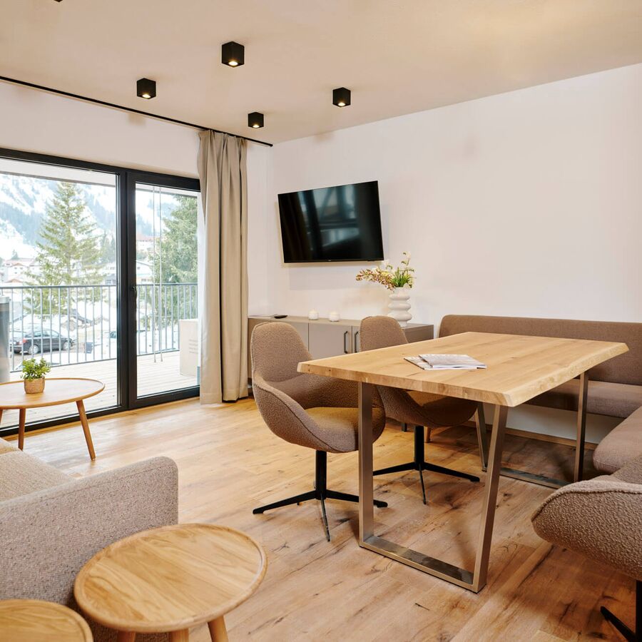 B christian horn alps resorts 2503 67