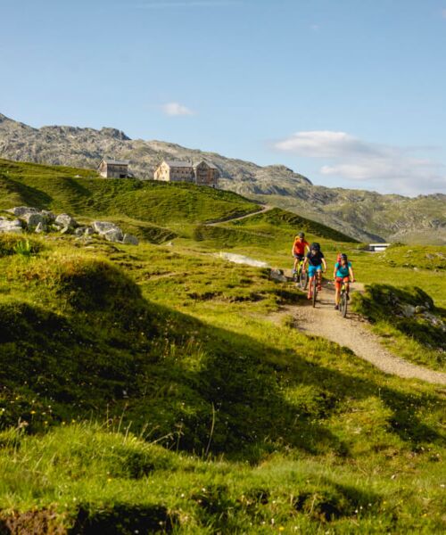 e bike tour heilbronner langsee c stefan kothner montafon tourismus 1 92fdfad6