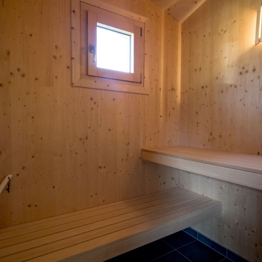 F sauna