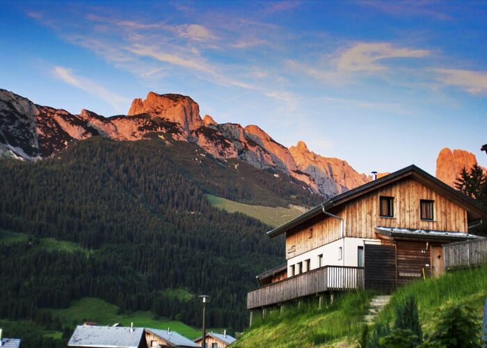 Alpendorf Dachstein West by ALPS RESORTS