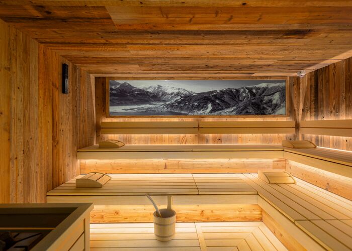 Generous sauna with wonderful views   Hotel Kaprun