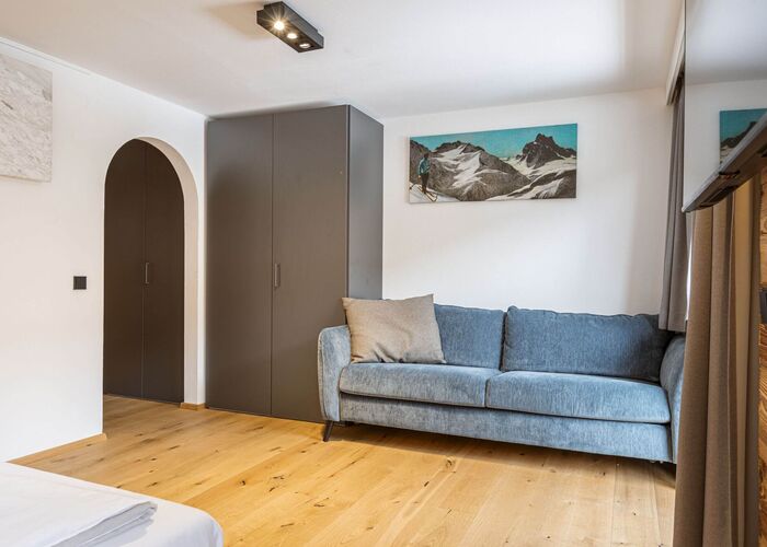 suite 1 sz 6 pax couch b82tt66h80bvn3d