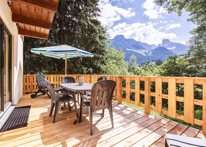 Alpendorf Dachstein West by ALPS RESORTS