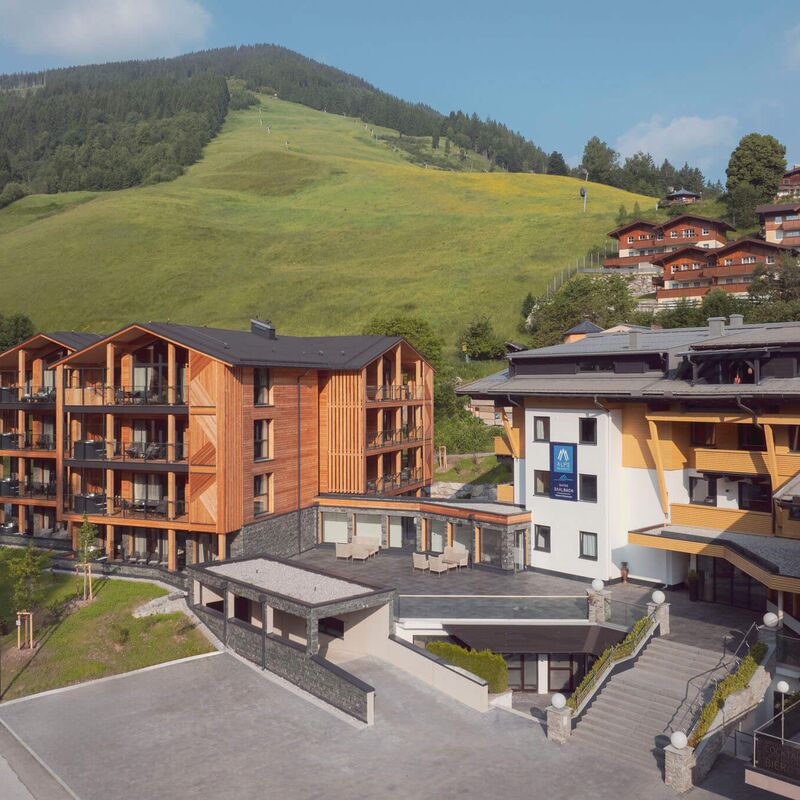 Saalbach Suites holiday apartments, exterior view