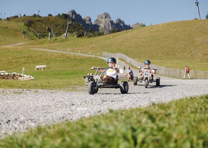 spieljoch 19082025 kinder 21 9y2h3vn7y3zq02x