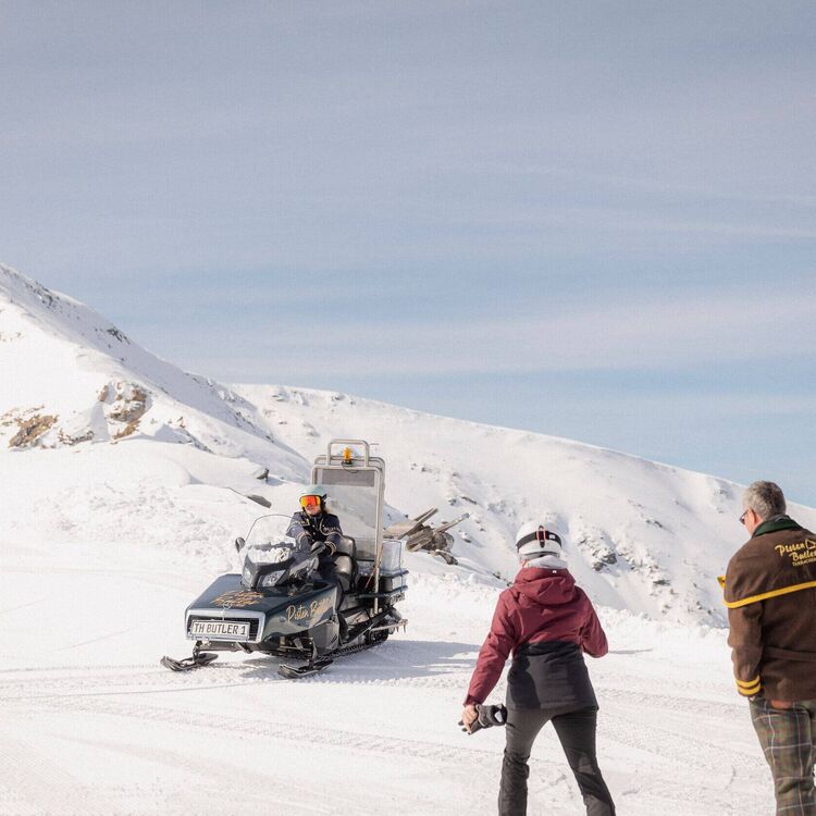 Pistenbutler unterwegs mit dem Skidoo bei der Kornockbahn auf der Turracher Höhe.