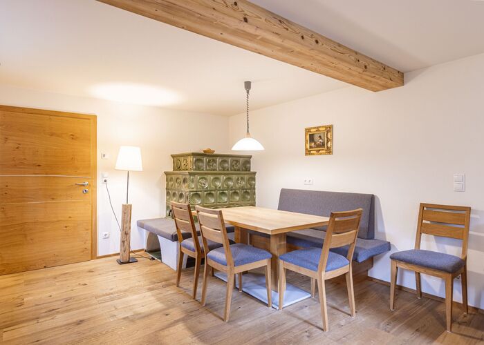 ferienwohnung 1 mit 2 schlafzimmern fuer bis zu 6 personen wohnbereich cprmgpxx2pc5kx9