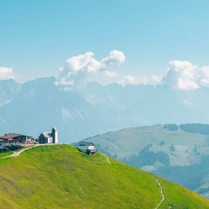 wilderkaiser kaiserbluete alm matgartner 2025  37 compressed q3ac30sn660cbt8