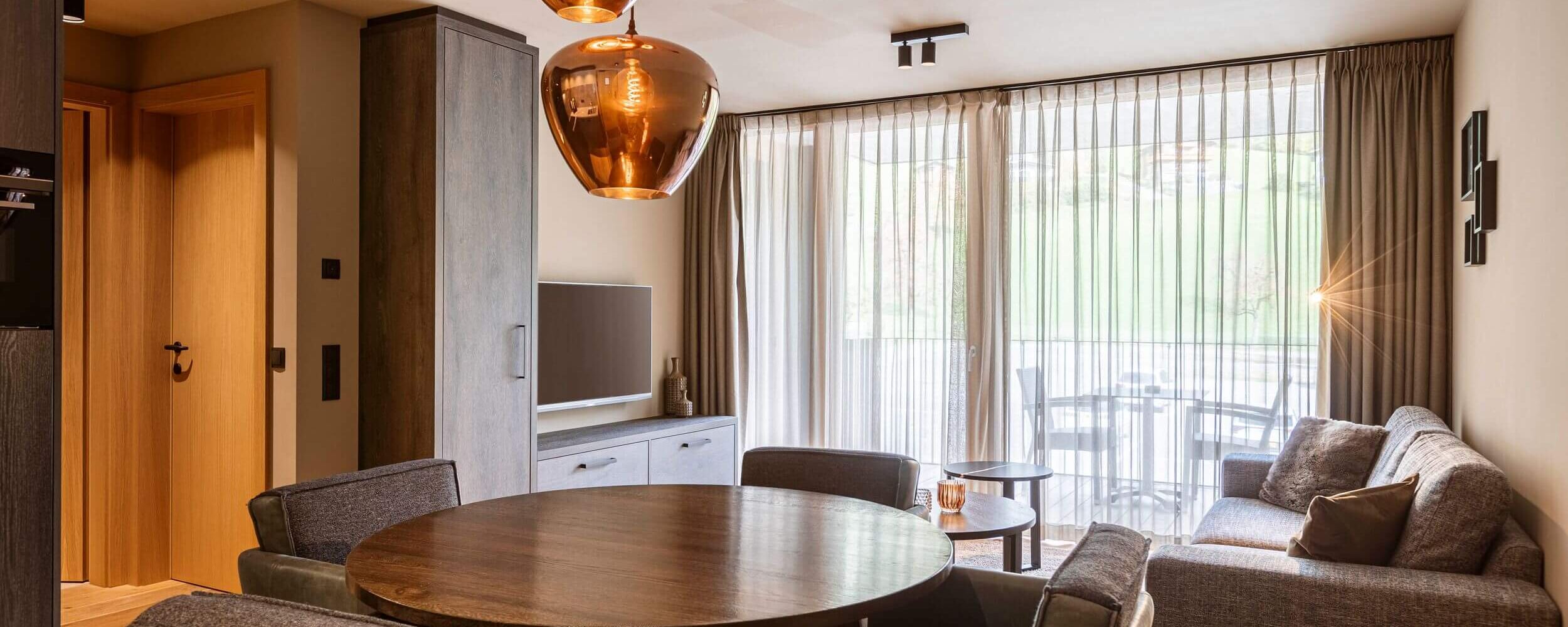 Montafon Suites Schruns   Wohnbereich