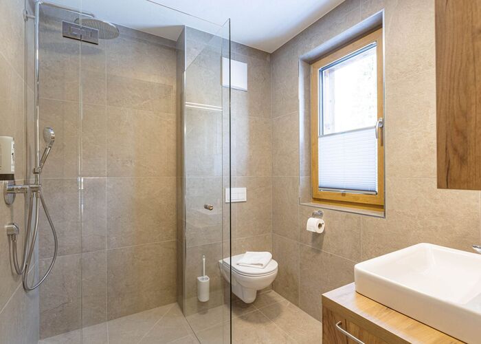 badezimmer qyz08fc82h27g5t