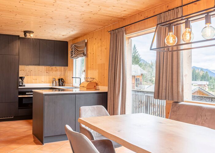 Alpendorf Dachstein West by ALPS RESORTS