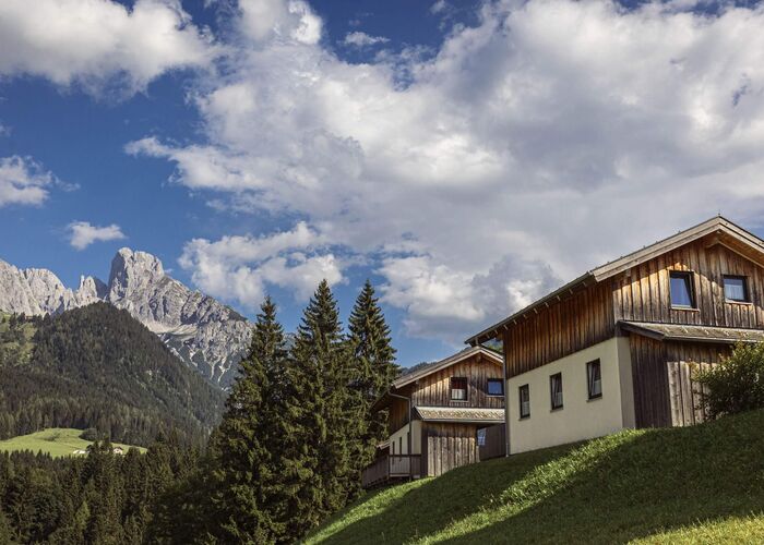 Alpendorf Dachstein West by ALPS RESORTS