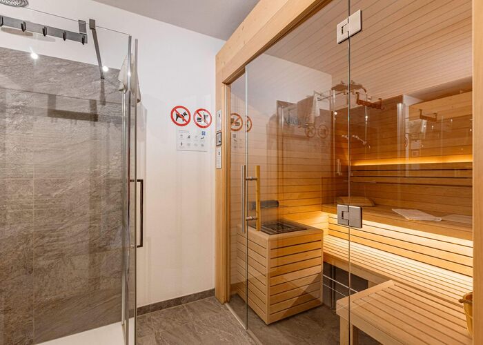 bhk fw15 1 fta 2412 09 y8mce2z23yf3yng