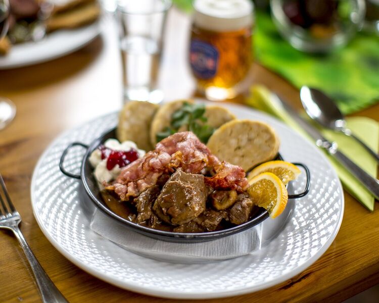 Regional Styrian specialities made with fresh ingredients, showcasing the culinary traditions of Styria.
