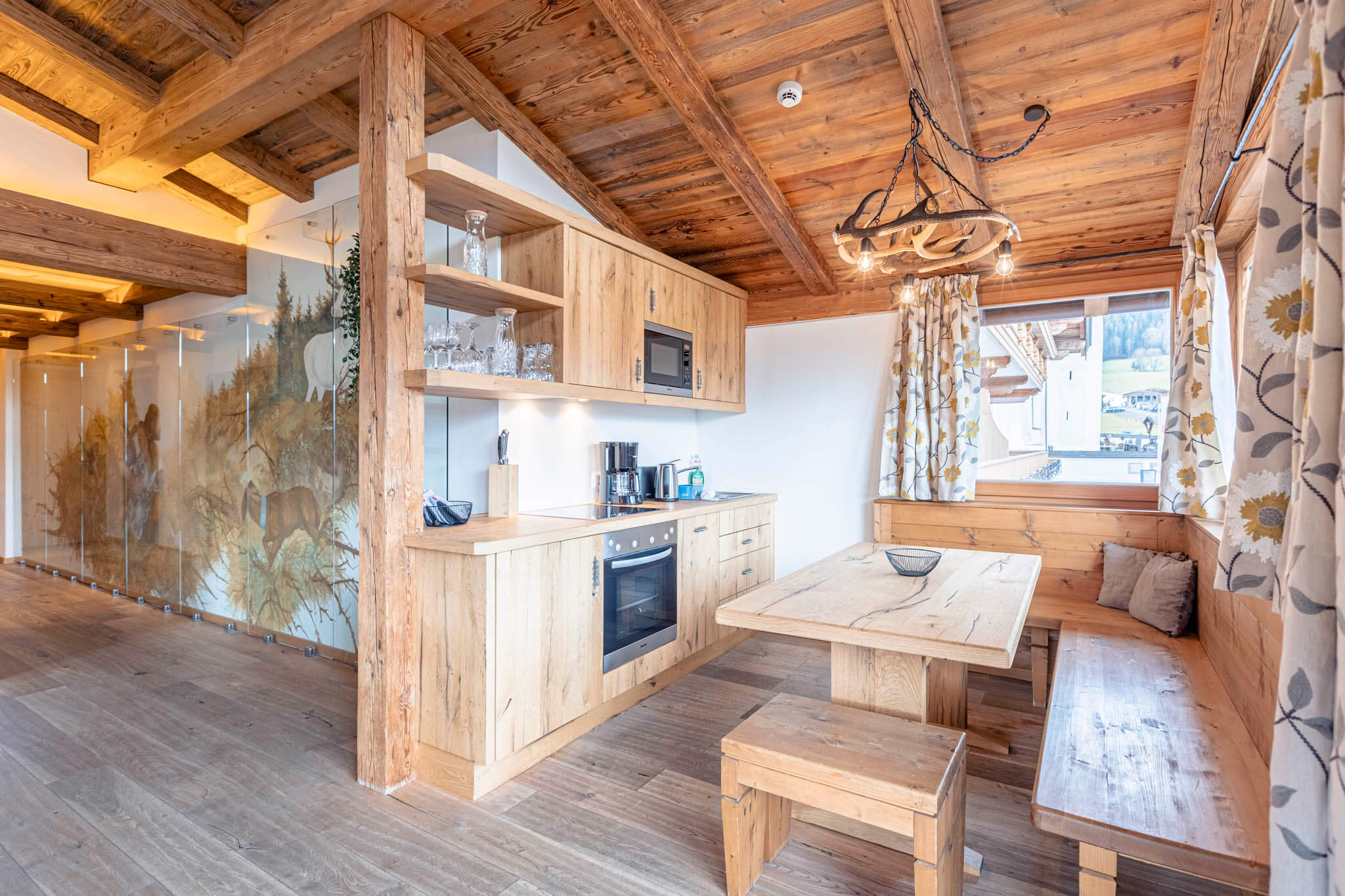 Küche mit Essbereich Penthouse Wilder Kaiser - Dorfresort Kitzbühel
